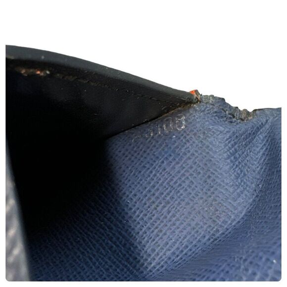 Louis Vuitton Epi Pocket Organizer - Picture 7 of 7